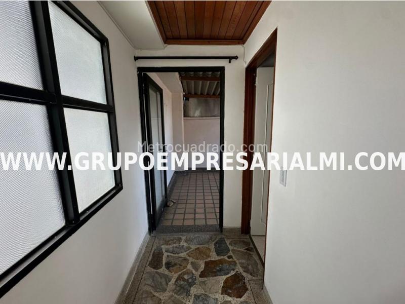 3BR Duplex Apartment for Rent in Suramericana, Medellín - 6
