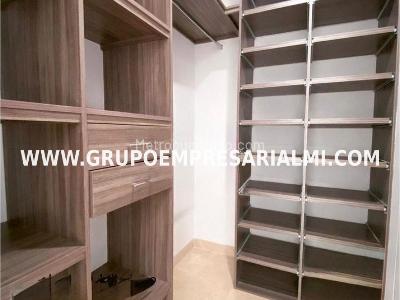 Apartamento de 3 alcobas en venta en Castropol, Medellín, 170 m² · foto 10 de 20