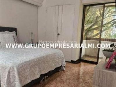Apartamento de 3 alcobas en venta en Laureles, Medellín, 113 m² · foto 9 de 20