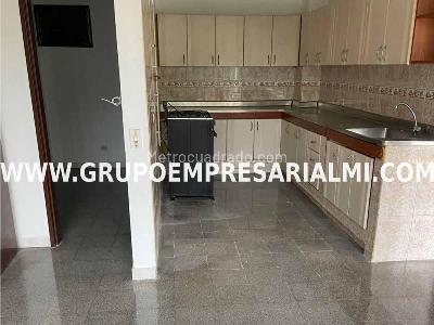 Apartamento en arriendo en Santa Lucia, Medellín · foto 3 de 20