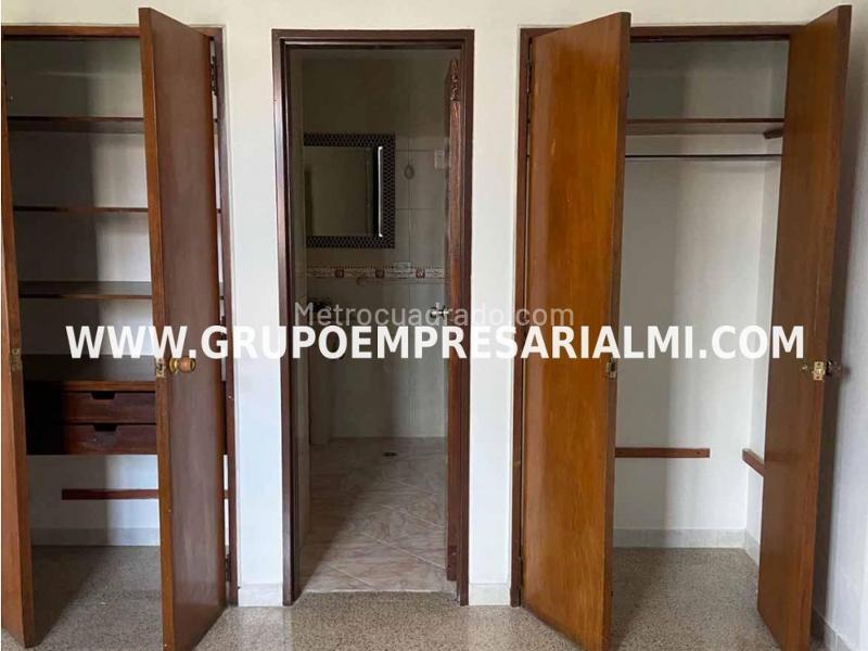 Apartamento en Arriendo en Santa Lucía con 3 Alcobas - 9
