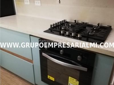 Apartamento en venta en Laureles, Medellín · foto 3 de 20
