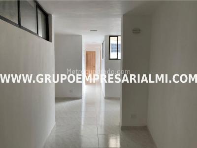 Apartamento de 3 alcobas en venta en Los Naranjos, Envigado, 90 m² · foto 2 de 20