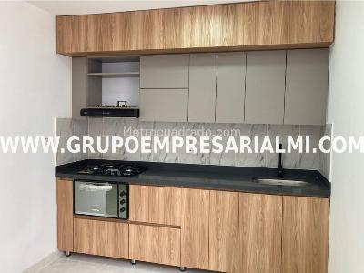 Apartamento de 3 alcobas en venta en Los Naranjos, Envigado, 90 m² · foto 4 de 20