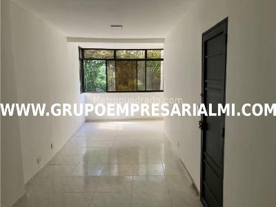 Apartamento de 3 alcobas en venta en Los Naranjos, Envigado, 90 m² · foto 14 de 20