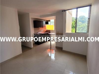 Apartamento de 3 alcobas en venta en Buenos Aires, Medellín, 54 m² · foto 11 de 20
