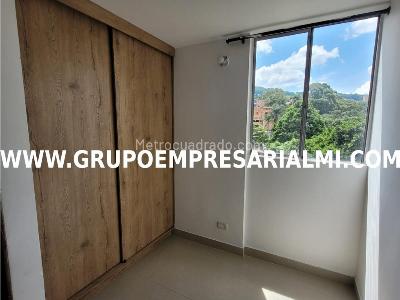 Apartamento de 3 alcobas en venta en Buenos Aires, Medellín, 54 m² · foto 16 de 20