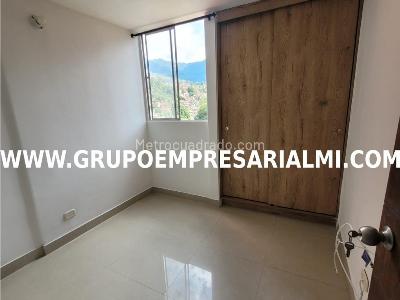 Apartamento de 3 alcobas en venta en Buenos Aires, Medellín, 54 m² · foto 17 de 20