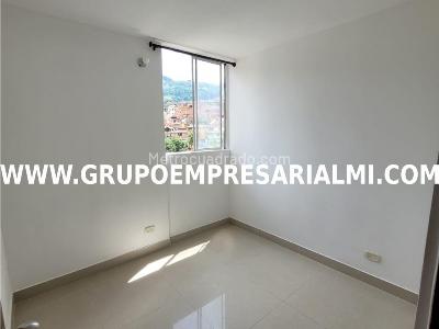 Apartamento de 3 alcobas en venta en Buenos Aires, Medellín, 54 m² · foto 18 de 20