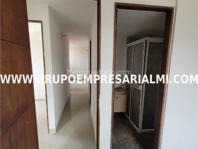 Apartamento de 3 alcobas en venta en Buenos Aires, Medellín, 54 m² · foto 4 de 20