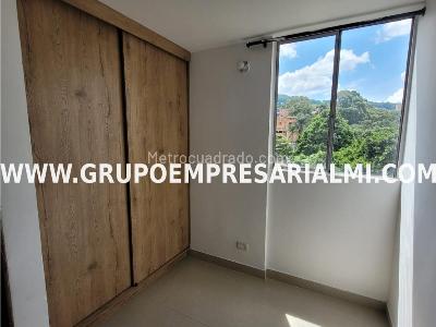 Apartamento de 3 alcobas en venta en Buenos Aires, Medellín, 54 m² · foto 6 de 20