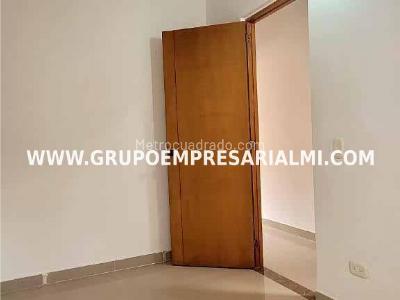 Apartamento de 3 alcobas en venta en Las Antillas, Envigado, 110 m² · foto 15 de 20