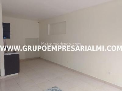 Apartaestudio en arriendo en Villa Hermosa, Medellín, 30 m² · foto 6 de 20