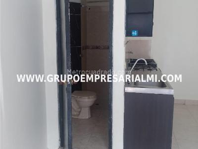 Apartaestudio en arriendo en Villa Hermosa, Medellín, 30 m² · foto 7 de 20