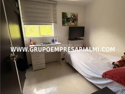 Apartamento en venta en Belen, Medellín · foto 8 de 20