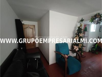 Apartamento en venta en La Milagrosa, Medellín · foto 6 de 20
