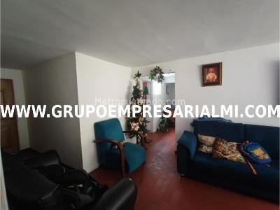 Apartamento en venta en La Milagrosa, Medellín · foto 15 de 20