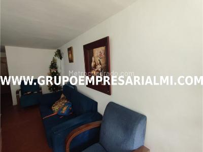 Apartamento en venta en La Milagrosa, Medellín · foto 17 de 20