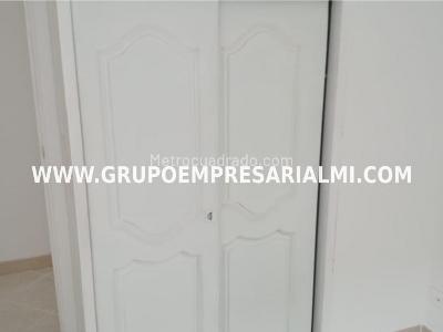 Apartamento de 3 alcobas en venta en Las Flores, Envigado, 64 m² · foto 10 de 20