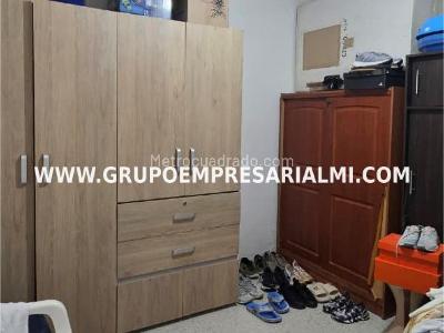 Casa de 4 alcobas en venta en Castilla, Medellín, 105 m² · foto 5 de 20