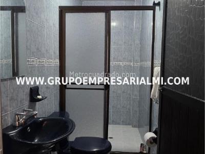 Casa de 4 alcobas en venta en Castilla, Medellín, 105 m² · foto 14 de 20