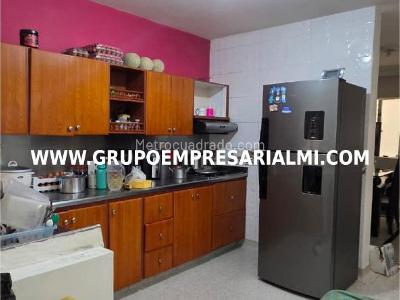 Casa de 4 alcobas en venta en Castilla, Medellín, 105 m² · foto 16 de 20