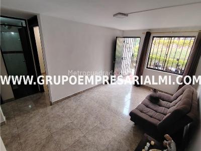 Casa de 3 alcobas en venta en Robledo, Medellín, 92 m² · foto 2 de 20