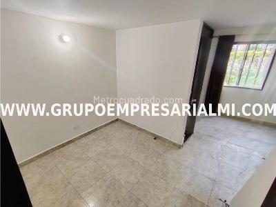 Casa de 3 alcobas en venta en Robledo, Medellín, 92 m² · foto 8 de 20