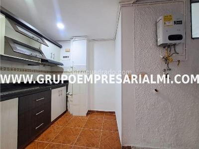 Apartamento de 3 alcobas en venta en El Trianon, Envigado, 89 m² · foto 2 de 15