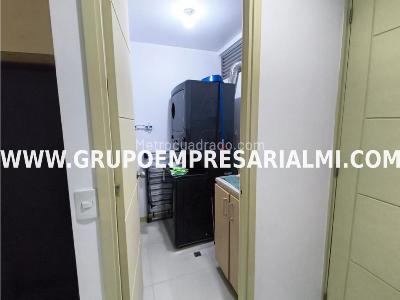 Apartamento de 2 alcobas en arriendo en El Poblado, Medellín, 73 m² · foto 3 de 18