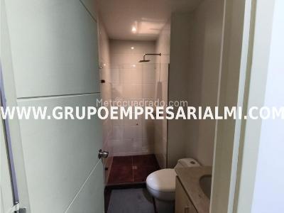 Apartamento de 2 alcobas en arriendo en El Poblado, Medellín, 73 m² · foto 5 de 18