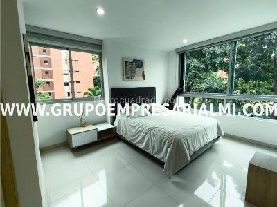 Apartamento de 2 alcobas en arriendo en El Poblado, Medellín, 73 m² · foto 10 de 18