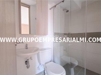 Apartamento de 2 alcobas en venta en Las Antillas, Envigado, 61 m² · foto 12 de 20