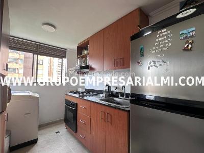 Apartamento en venta en El Poblado, Medellín · foto 2 de 20