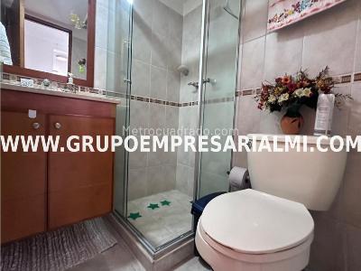 Apartamento en venta en El Poblado, Medellín · foto 9 de 20