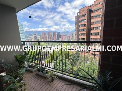 Apartamento en venta en El Poblado, Medellín · foto 12 de 20