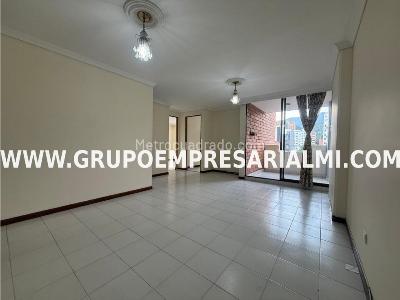 Apartamento de 3 alcobas en arriendo en Belen, Medellín, 84 m² · foto 2 de 20
