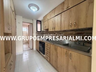 Apartamento de 3 alcobas en arriendo en Belen, Medellín, 84 m² · foto 3 de 20