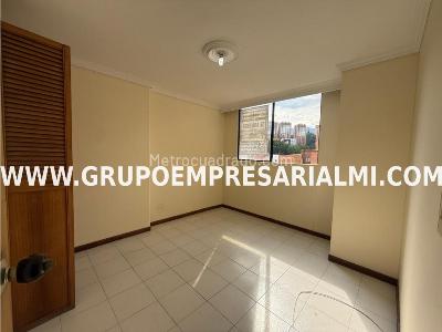 Apartamento de 3 alcobas en arriendo en Belen, Medellín, 84 m² · foto 10 de 20