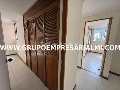 Apartamento de 3 alcobas en arriendo en Belen, Medellín, 84 m² · foto 12 de 20