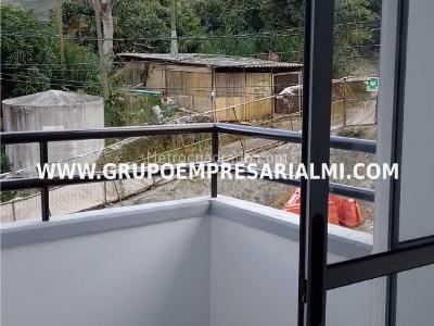 Apartamento de 3 alcobas en venta en Madera, Bello, 55 m² · foto 15 de 20