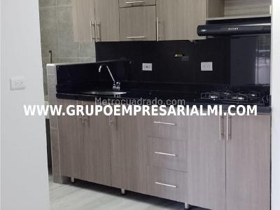 Apartamento de 3 alcobas en venta en Madera, Bello, 55 m² · foto 18 de 20
