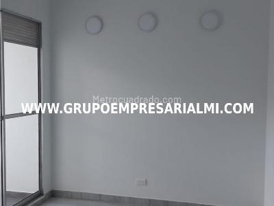 Apartamento de 3 alcobas en venta en Madera, Bello, 55 m² · foto 20 de 20