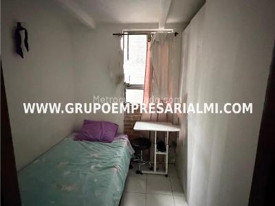 Apartamento en venta en El Chagualo, Medellín · foto 9 de 20