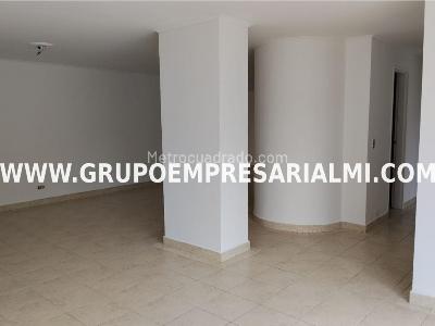 Apartamento en venta en Suramericana, Medellín · foto 8 de 20