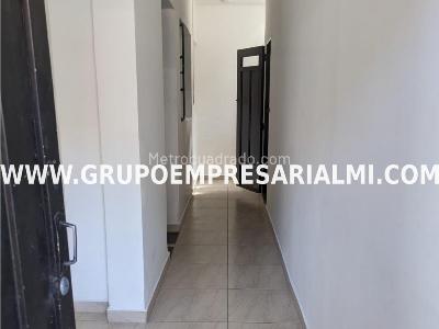 Casa de 2 alcobas en venta en El Chagualo, Medellín, 67 m² · foto 4 de 20