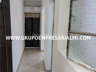 Casa de 2 alcobas en venta en El Chagualo, Medellín, 67 m² · foto 5 de 20