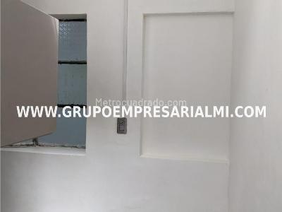 Casa de 2 alcobas en venta en El Chagualo, Medellín, 67 m² · foto 7 de 20