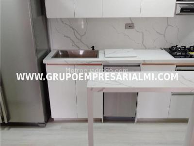 Apartamento en venta en Los Colores, Medellín · foto 8 de 20