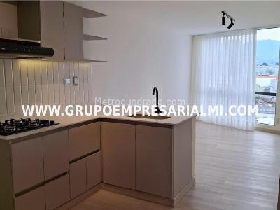 Apartaestudio en venta en El Poblado, Medellín, 43 m² · foto 5 de 20